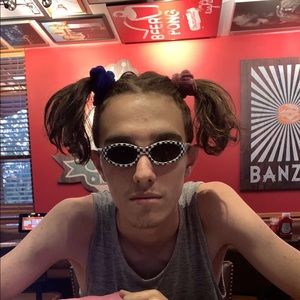 Meet your Posher, Cody